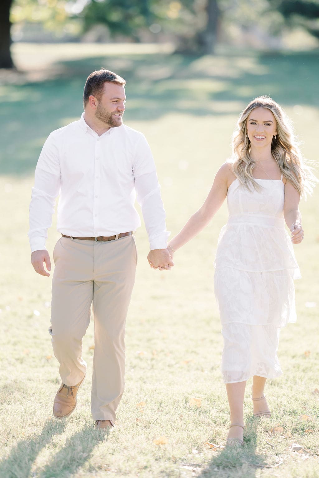 kansas city engagement photo at loose park